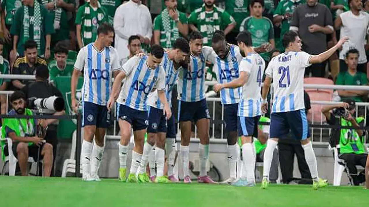 بيراميدز يعتمد على تشكيلته الأساسية لمواجهة كهرباء الإسماعيلية في الدوري